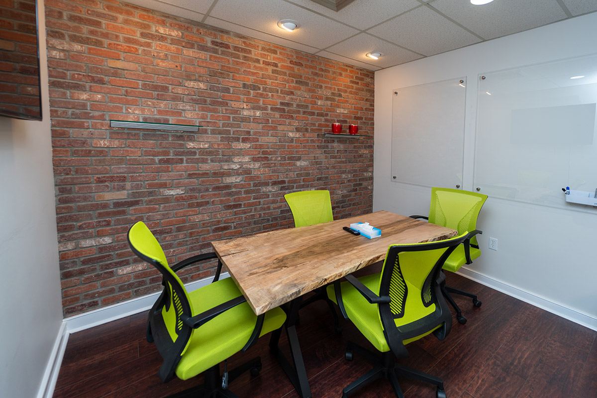 HeadRoom Media, N. Olive Street