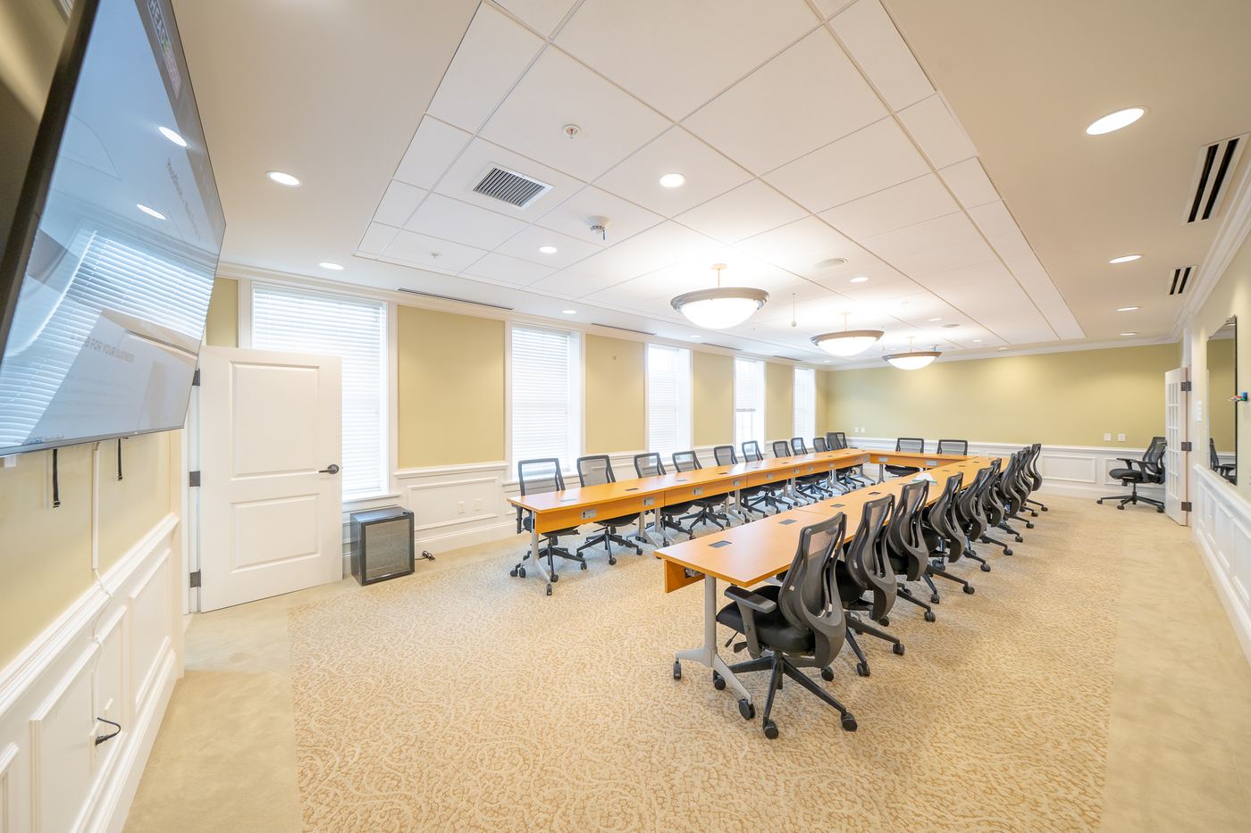 twenty-two-person boardroom tables set in a u shape in west chester pa